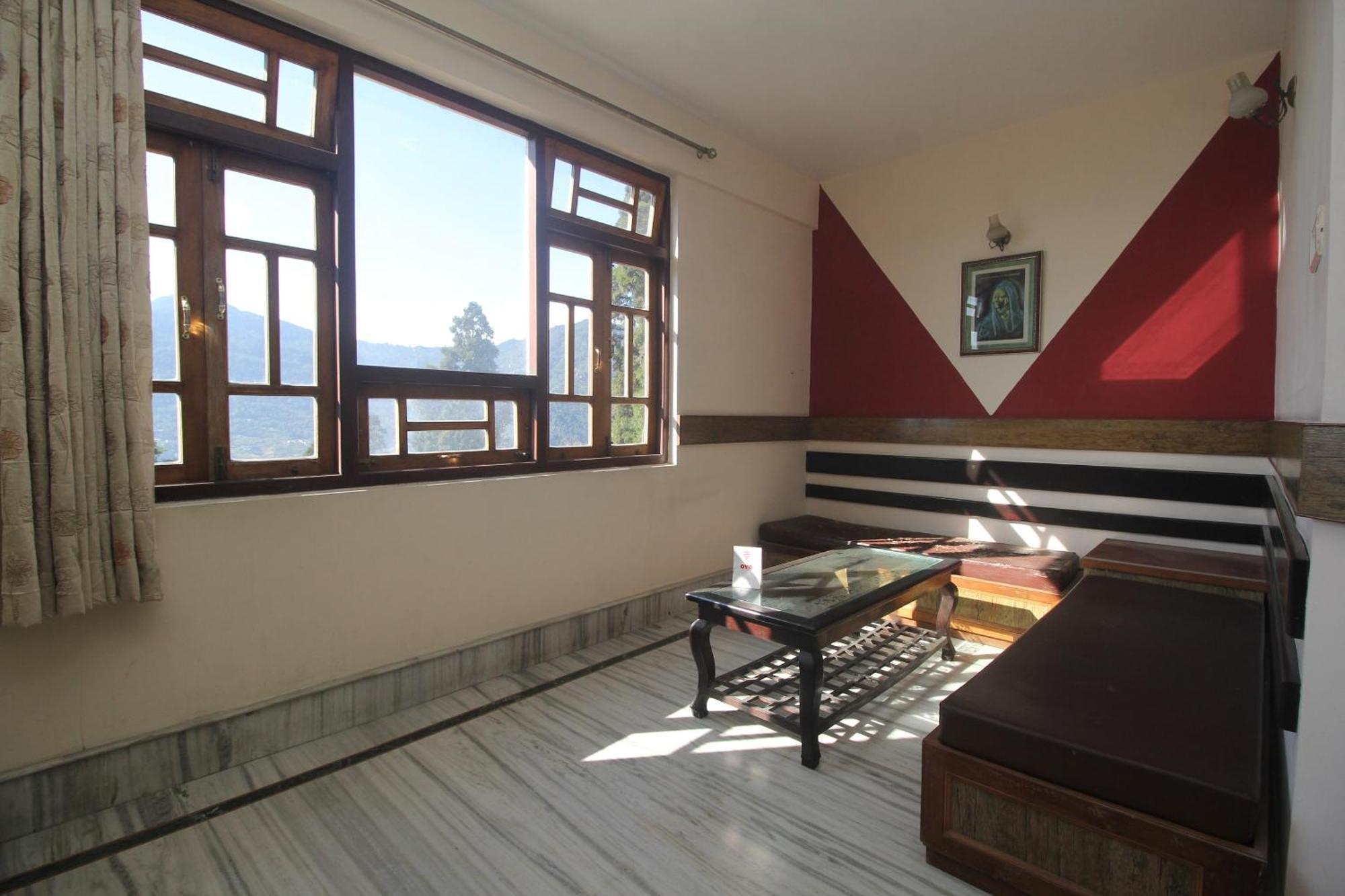 Oyo 10587 Vanjula Residency Ґанґток Екстер'єр фото